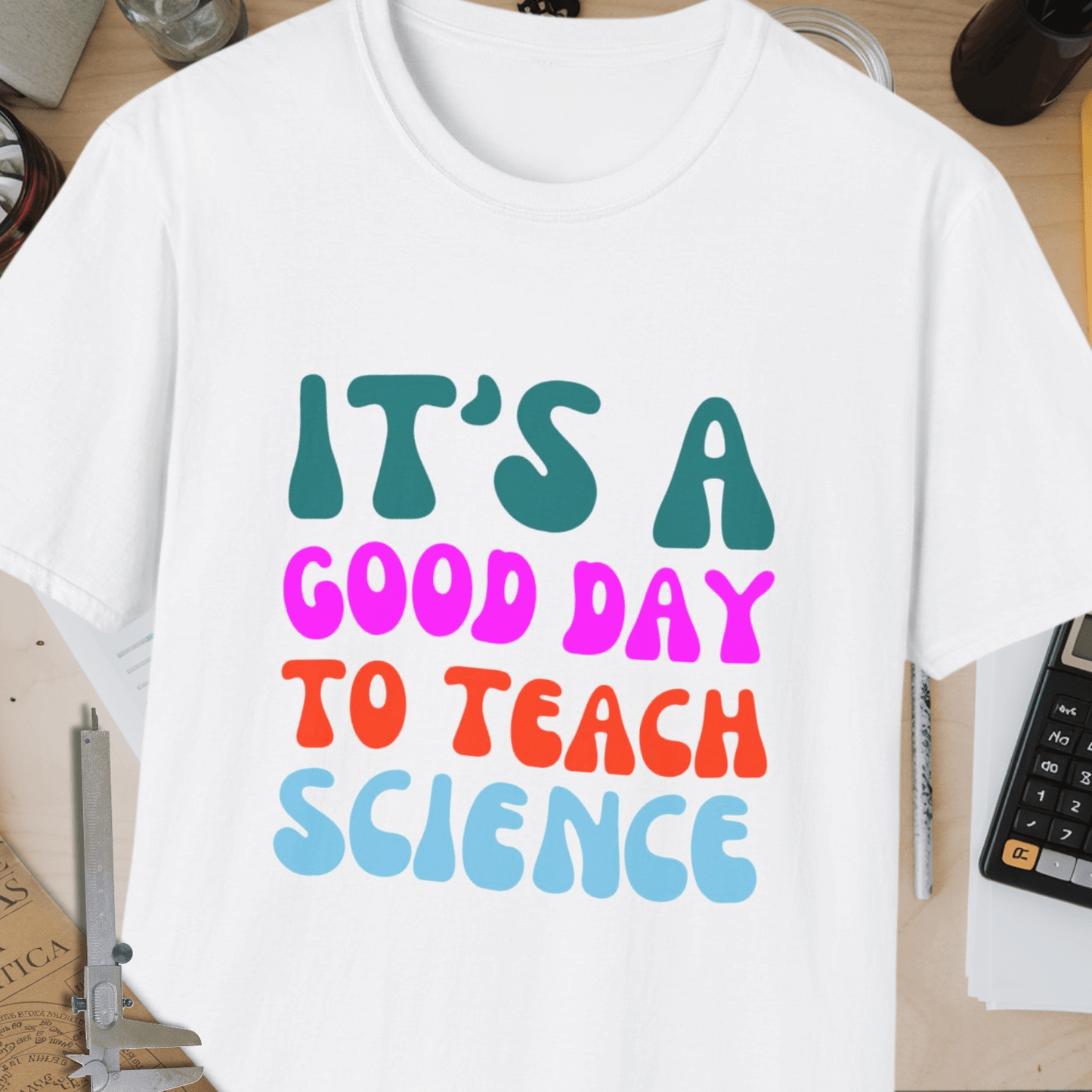 Good Day To Teach Science Unisex Softstyle T-Shirt